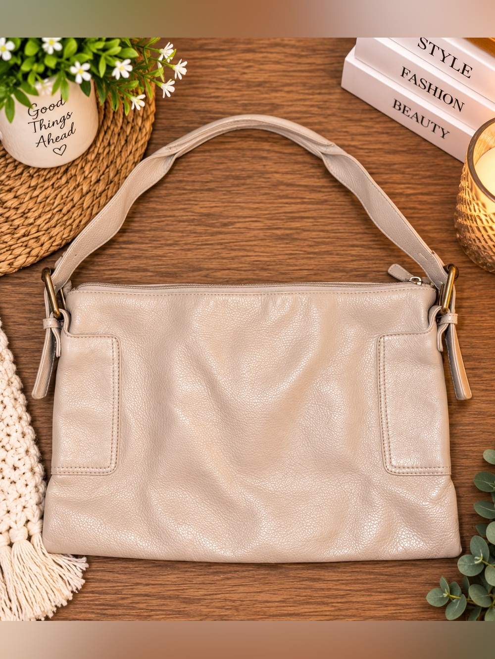 HOBO International Cream Leather Shoulder Bag Coral Interior